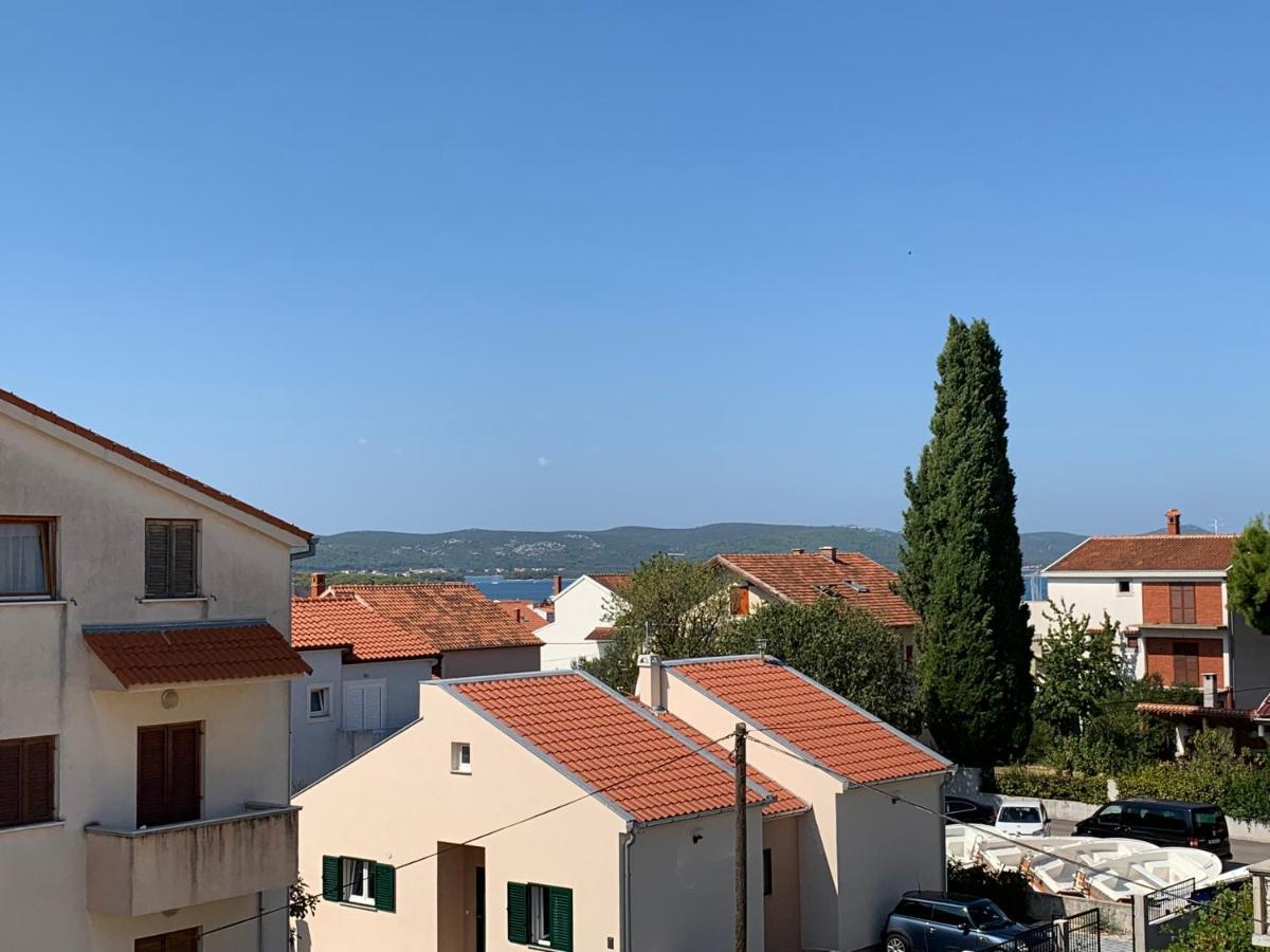 Apartments Dumancic Biograd Na Moru Esterno foto