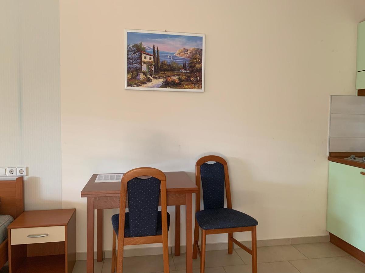 Apartments Dumancic Biograd Na Moru Esterno foto
